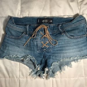 Hollister Short